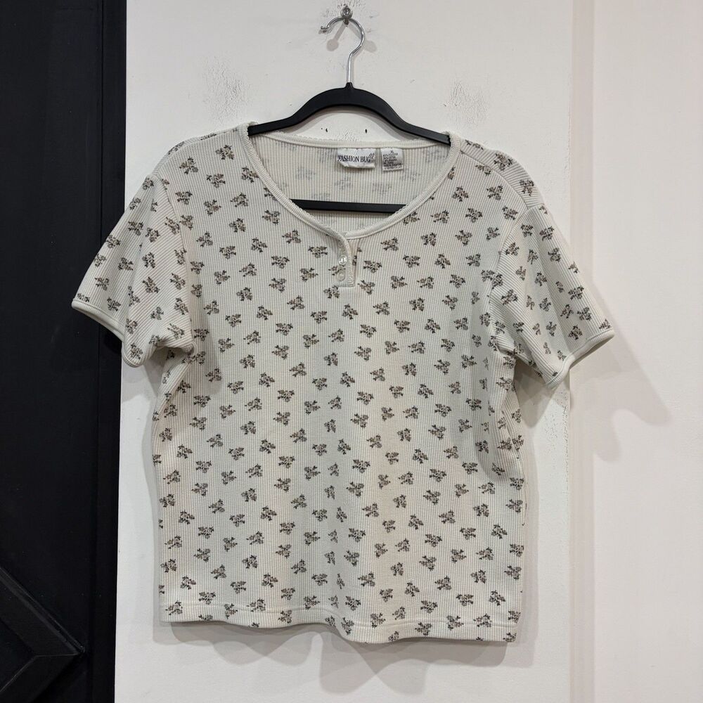 Fashion Bug Cream Floral Henley Short Sleeve Shirt Size XL Textured Cottage